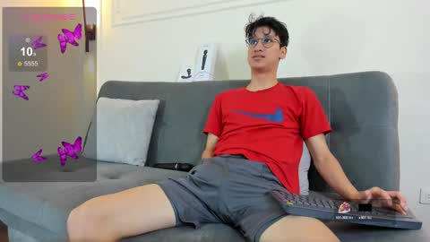 Snapshot of camilo_stark chatting on 11-19-25, 03:17 Camilo online show from 11-19-25, 03:17