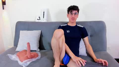 Snapshot of camilo_stark chatting on 11-22-25, 03:38 Camilo online show from 11-22-25, 03:38