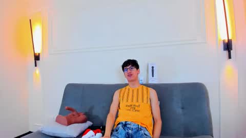 Snapshot of camilo_stark chatting on 12-04-25, 03:49 Camilo online show from 12-04-25, 03:49