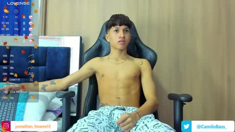 Snapshot of camilobass_ chatting on 02-21-25, 01:11 Camilo Bass online show from 02-21-25, 01:11