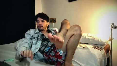 camilo online show from 02-15-25, 01:10