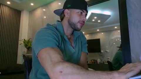 Camilo Watson online show from 03-18-26, 01:42