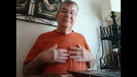 Snapshot of camlover1231234 chatting on 10-26-25, 05:30 camlover1231234 online show from 10-26-25, 05:30