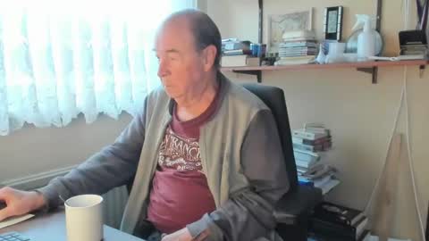 Cammee online show from 12-10-24, 09:44