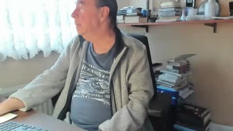 Cammee online show from 02-15-25, 07:49