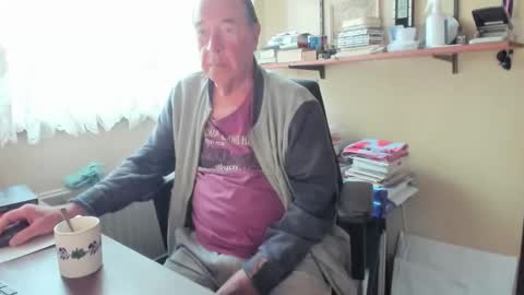 Cammee online show from 10-06-25, 10:45