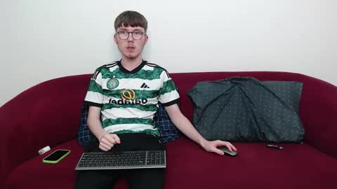       online show from 10-21-25, 06:36