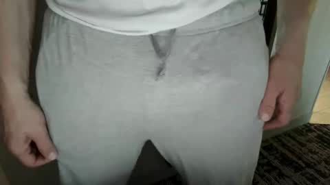 Snapshot of cammyman6900 chatting on 05-09-26, 09:53 cammyman6900 online show from 05-09-26, 09:53