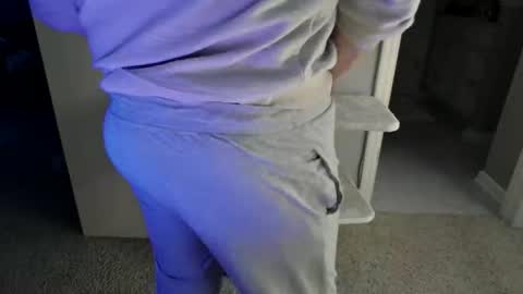 Snapshot of cammyman6900 chatting on 05-15-26, 02:51 cammyman6900 online show from 05-15-26, 02:51