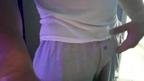Snapshot of cammyman6900 chatting on 07-04-26, 05:02 cammyman6900 online show from 07-04-26, 05:02