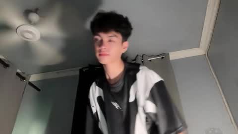 Ethan online show from 01-10-26, 04:31