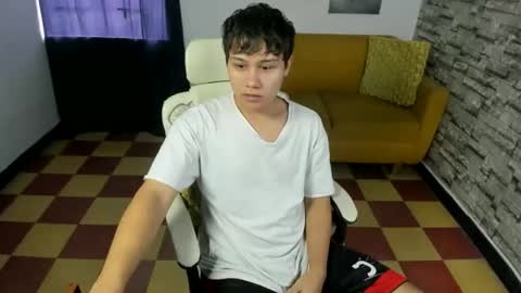 Snapshot of can_pasion chatting on 10-05-25, 12:03 can pasion Esteban online show from 10-05-25, 12:03