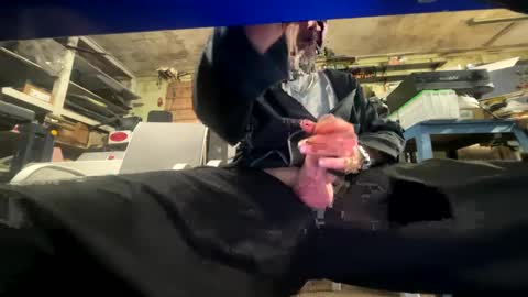 Snapshot of canadianchris1007 chatting on 09-27-25, 08:25 Chris online show from 09-27-25, 08:25