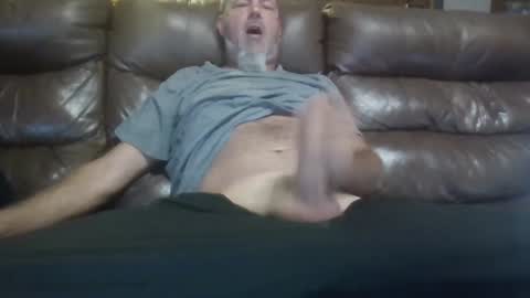 Snapshot of canadianchris1007 chatting on 09-28-25, 02:55 Chris online show from 09-28-25, 02:55