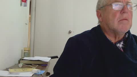 Snapshot of canberian chatting on 06-09-26, 11:38 Canberian online show from 06-09-26, 11:38