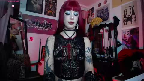 Elizabeth666 online show from 11-14-25, 08:35