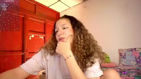 Snapshot of candase_ chatting on 06-20-26, 03:09 Candase online show from 06-20-26, 03:09