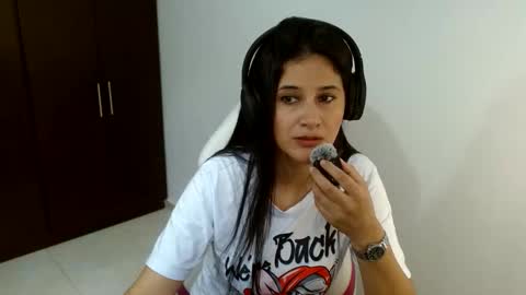 Snapshot of canddysexxx_ chatting on 01-09-26, 03:48 Carolina online show from 01-09-26, 03:48