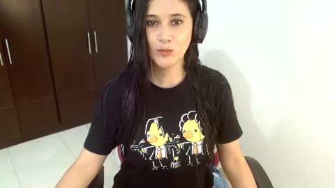 Snapshot of canddysexxx_ chatting on 02-03-26, 06:35 Carolina online show from 02-03-26, 06:35