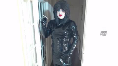 candi smokes online show from 12-13-24, 07:21