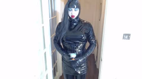 candi smokes online show from 02-17-25, 02:37