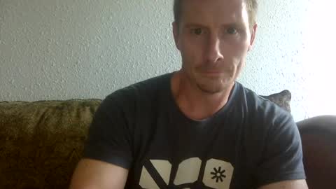 Snapshot of candianman86 chatting on 07-20-26, 01:31 candianman86 online show from 07-20-26, 01:31