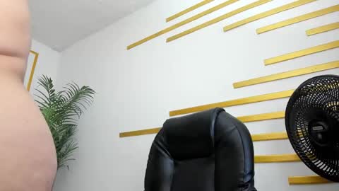 Snapshot of candiapole chatting on 05-29-26, 09:29 Candy online show from 05-29-26, 09:29
