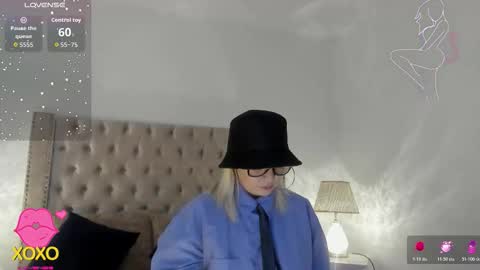 Snapshot of candiegilson__ chatting on 02-05-26, 11:48 Candie online show from 02-05-26, 11:48