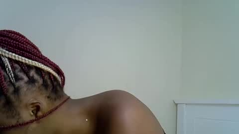 Snapshot of candiemaya chatting on 05-20-26, 02:56 candiemaya online show from 05-20-26, 02:56