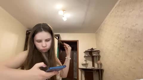 Isabella online show from 11-27-25, 09:33