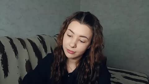 Snapshot of candisfregozo chatting on 06-07-26, 10:08 Mira online show from 06-07-26, 10:08