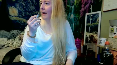 Snapshot of candismiths chatting on 05-22-26, 03:02 Candi online show from 05-22-26, 03:02