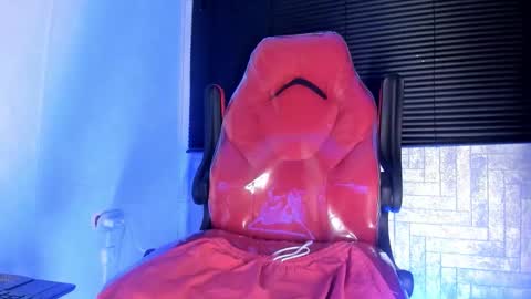 candresruiz online show from 10-10-25, 11:42