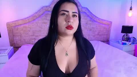 Snapshot of candy_curves1 chatting on 07-09-26, 08:35 Candy curves1 online show from 07-09-26, 08:35