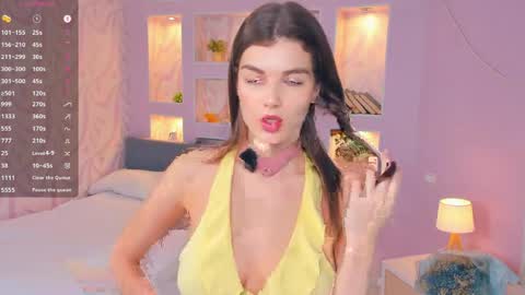 Flora online show from 03-23-26, 07:01