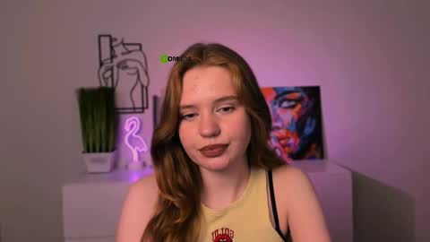 Snapshot of candy_flossie1 chatting on 11-25-25, 07:14 candy flossie1 online show from 11-25-25, 07:14