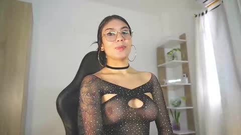 Nickol online show from 02-05-26, 03:05