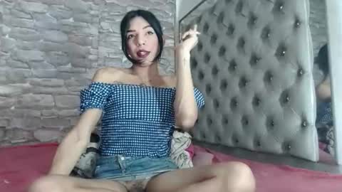 candy_hot_trans online show from 11-11-25, 09:59