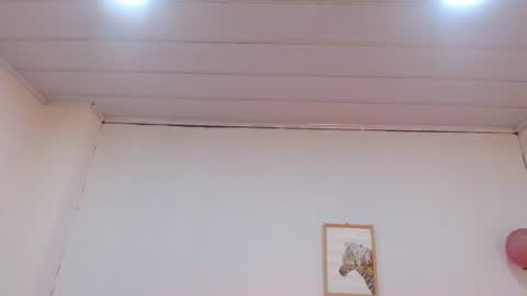 Snapshot of candy_lux_ chatting on 07-10-26, 07:05 Candy online show from 07-10-26, 07:05
