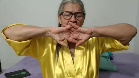 candy online show from 09-21-25, 12:40