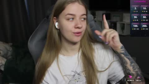 Megan online show from 12-06-24, 12:49