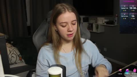 Megan online show from 12-09-24, 04:37