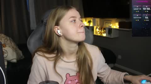 Megan online show from 01-09-25, 01:35