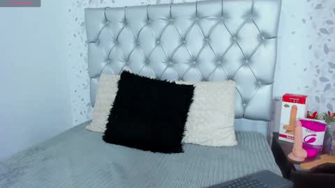 Snapshot of candy_mery chatting on 12-12-24, 10:42 candy mery online show from 12-12-24, 10:42
