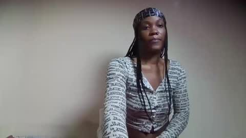 candy pot online show from 10-16-25, 04:57