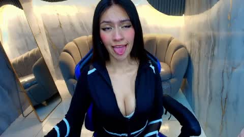 Candy  online show from 04-10-26, 03:12