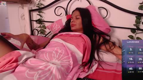 Candy and Cathe online show from 01-06-25, 05:16