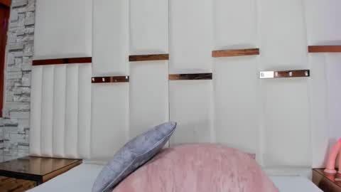 candyandsteven online show from 04-10-26, 03:56