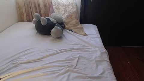 Snapshot of candyceholt chatting on 01-18-25, 08:40 Candyce Holt online show from 01-18-25, 08:40