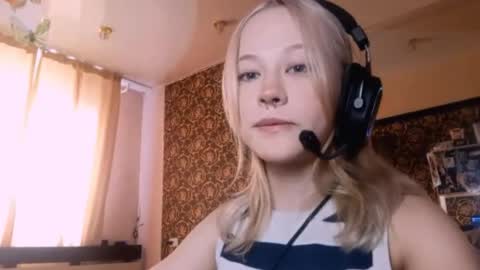 Snapshot of candyceisgrigg chatting on 04-09-26, 11:26 Mia online show from 04-09-26, 11:26